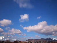 青空と雲の微速度撮影 地上風景あり　　西向き　西の風　高速