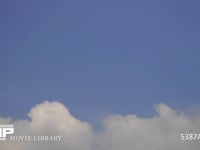 青空と雲の微速度撮影 逆巻く雲の動き