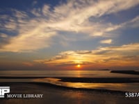 瀬戸内海の夕焼け　微速度撮影 引き潮と穏やかな夕焼け