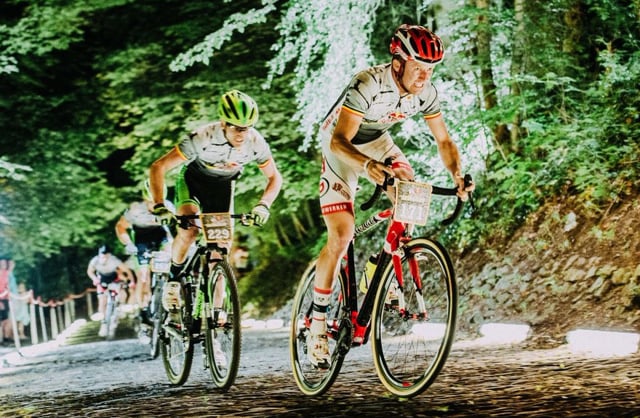 RED BULL - DE MUUR