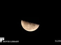 深夜見える月の様子　上っていく 月の出頃　午前0時ごろ　サンプル動画は5倍速　元動画は1分43秒
