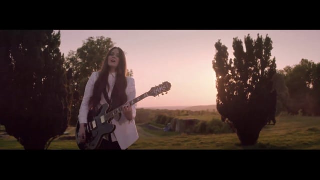 Charlene Soraia - Broken