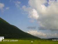 三瓶山の裾野と雲の動き　4K微速度撮影 梅雨の頃の島根県の三瓶山と雲の動き