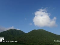 三瓶山にかかる雲　4K微速度撮影 梅雨の頃の島根県の三瓶山と雲の動き
