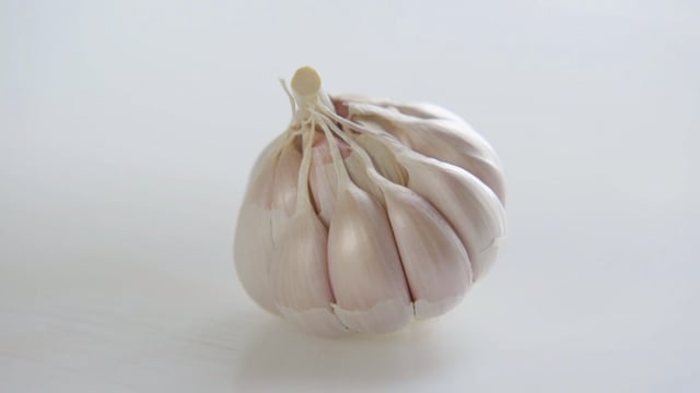 Technique: How to Prepare Garlic