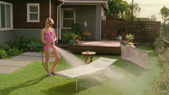 Scotts Outdoor Cleaner 'Lawn Wendy'<br />Director: Daniel Wolfe 