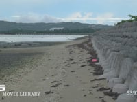 沖縄県泡瀬の干潟　08 沖縄県泡瀬の干潟ととテトラポット　DCI 4K　フィックス撮影