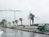 台風9号　強風と雨 4K　海沿いの道路　8月22日