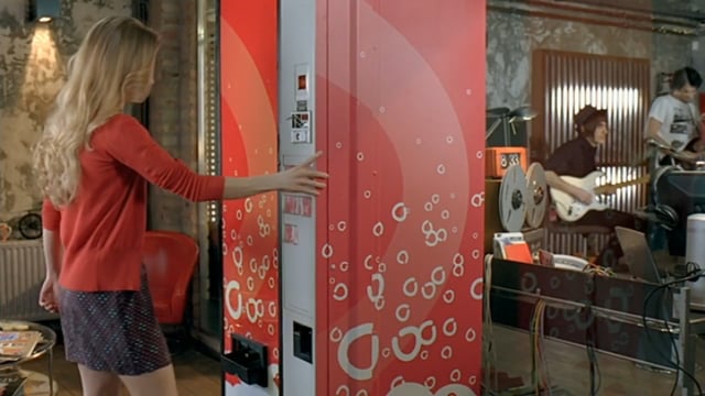 VODAFONE / Vending Machine  / DDB