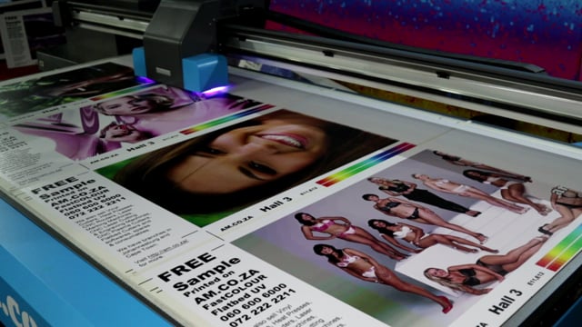 FastCOLOUR Flatbed LED-UV Demonstrated at Sign Africa Expo Jo'burg 2017 to Print on White Masonite Board