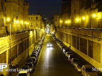 夜のローマの通り タイムラプス　4K　