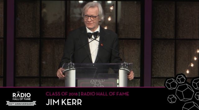 New York: Jim Kerr is 50 jaar ‘rock & roll morning man’ (met