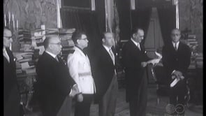 Premio nacional de natalidad - Noticiario No-Do nº 1264B, 1962. Cortesía Filmoteca Española