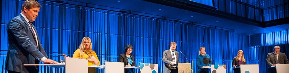 90 M&Iacute;N&Uacute;TUR: Hvert fara peningarnir &thorn;&iacute;nir?