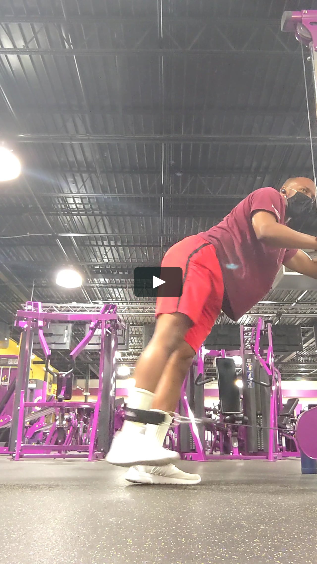Glute kickbacks with cable
