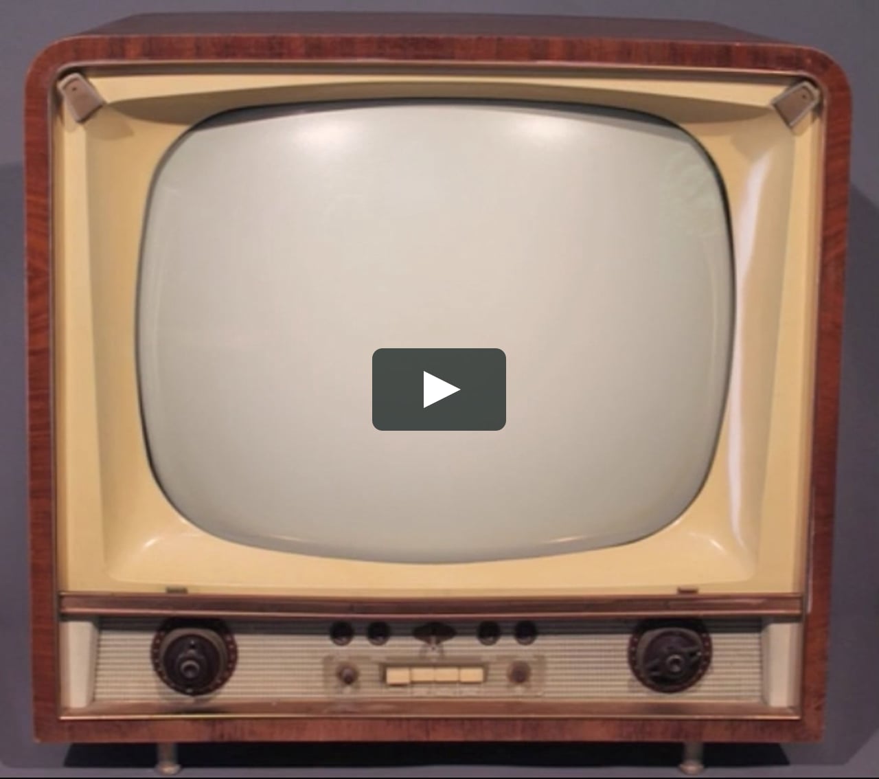 Телевизор 1950 Филипс