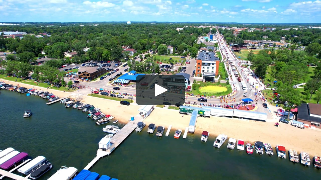 Detroit Lakes Water Carnival Parade.mp4 on Vimeo