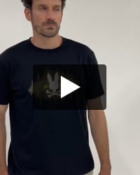 エンブロイダリーグラフィック Tシャツ