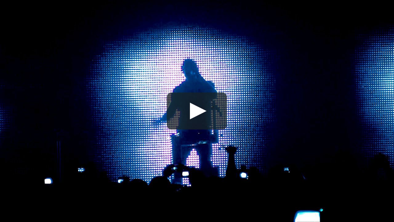 Nine Inch Nails: “The Warning” live from the “Lights in the Sky” tour  (2008) on Vimeo