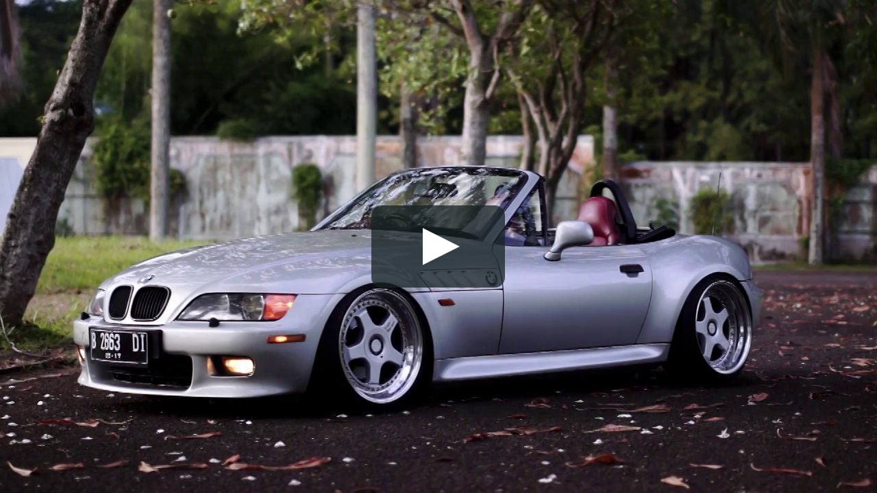 When love cultivates, just do all things Diwan's BMW Z3.
