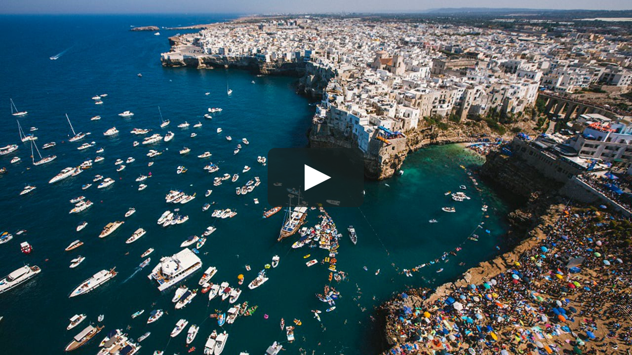 specificere lige ud hår Red Bull Cliff Diving World Series 2017 - Best Moments - Polignano a Mare  (ITA) on Vimeo