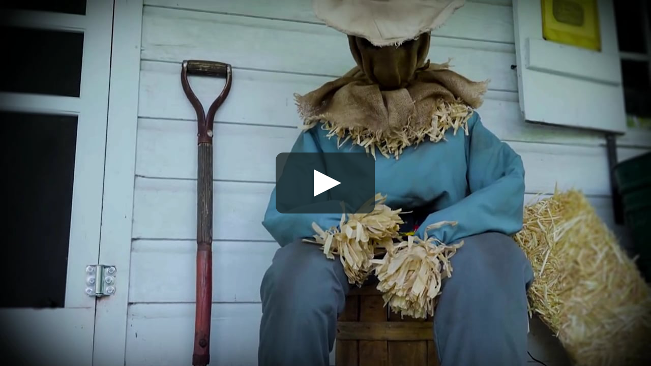 sitting-scarecrow-animatronics-decorations/ Sitting Scarecrow Animatronic -...