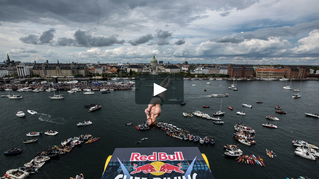 sæt ind Dangle åbenbaring Red Bull Cliff Diving World Series 2018 - Copenhagen (DEN) - Best Moments  on Vimeo