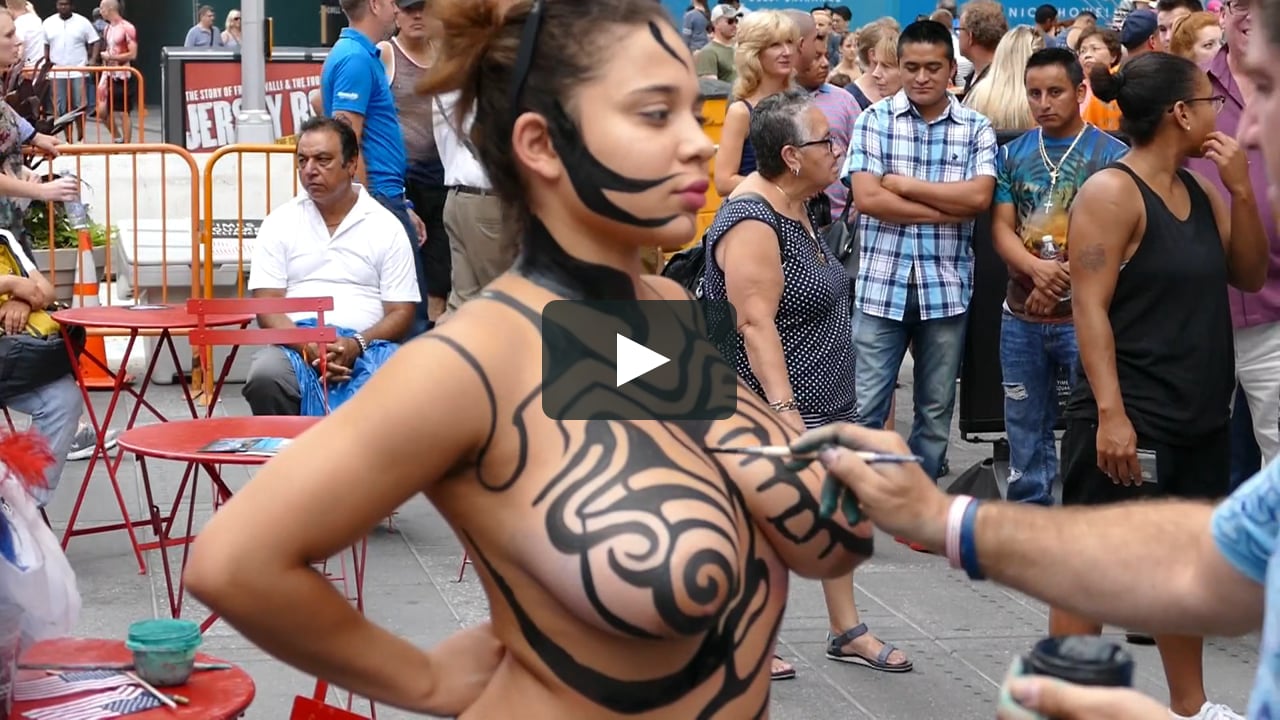 The greatest body painting in times square (part #-2) .