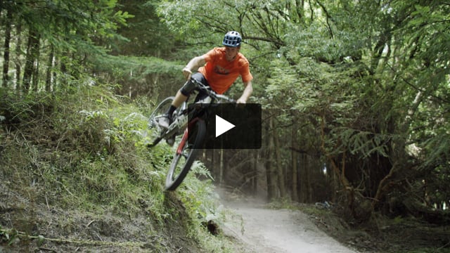 Momentum Bike Short - Men's - Video