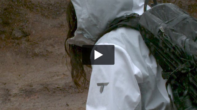 Titan Pass 2.5L Shell Jacket - Women's - Video