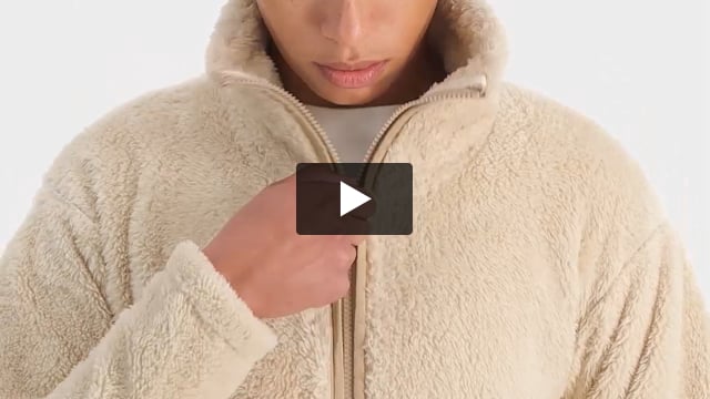 Furry Fleece 2.0 Jacket - Women's - Video