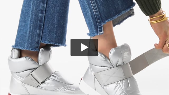 Joan Of Arctic Next Lite Strap Puffy Boot - Women's - Video