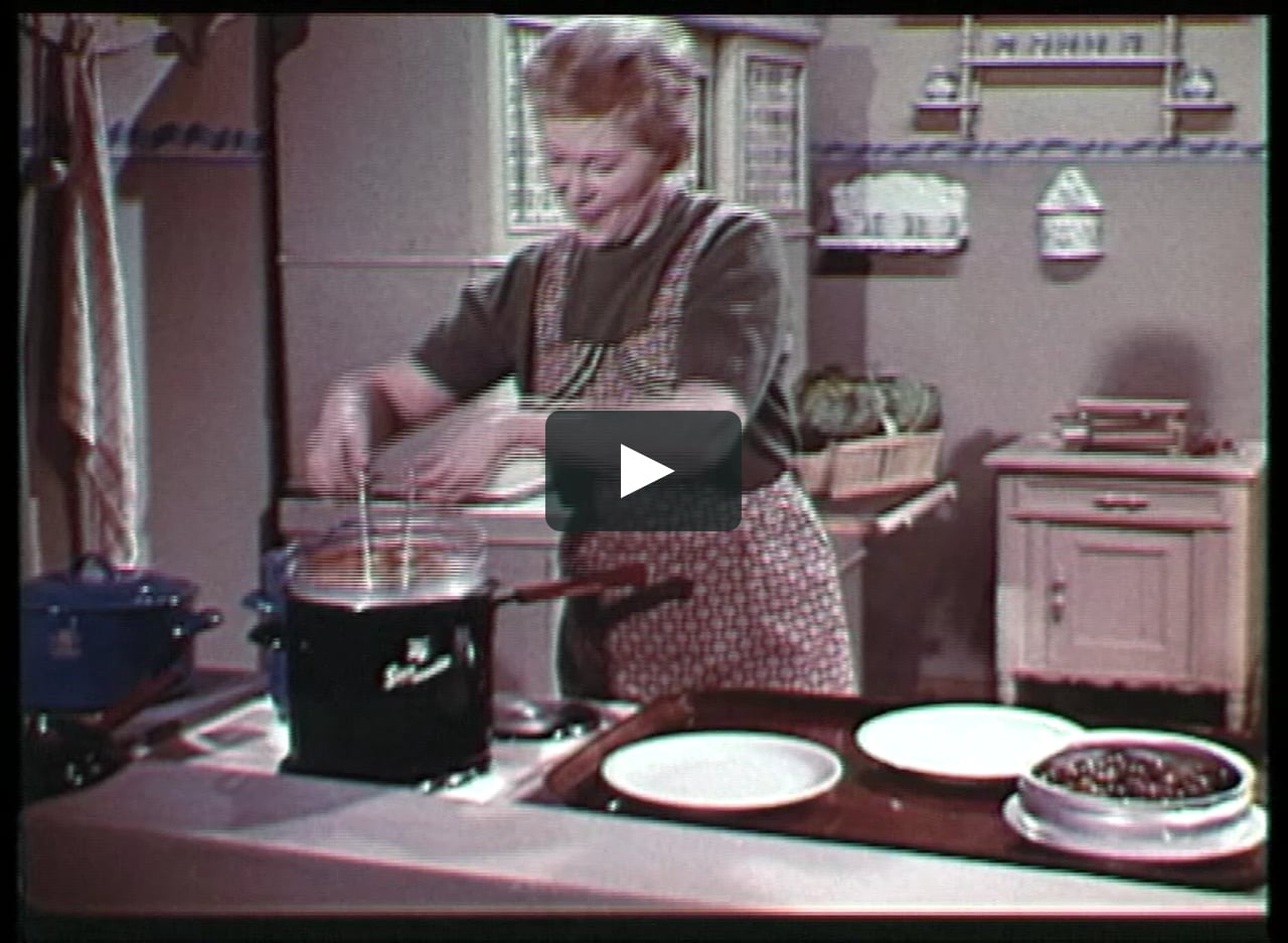 Watch Hauptrolle Hausfrau! Die Hausfrau im Werbefilm Online | Vimeo On Demand on Vimeo