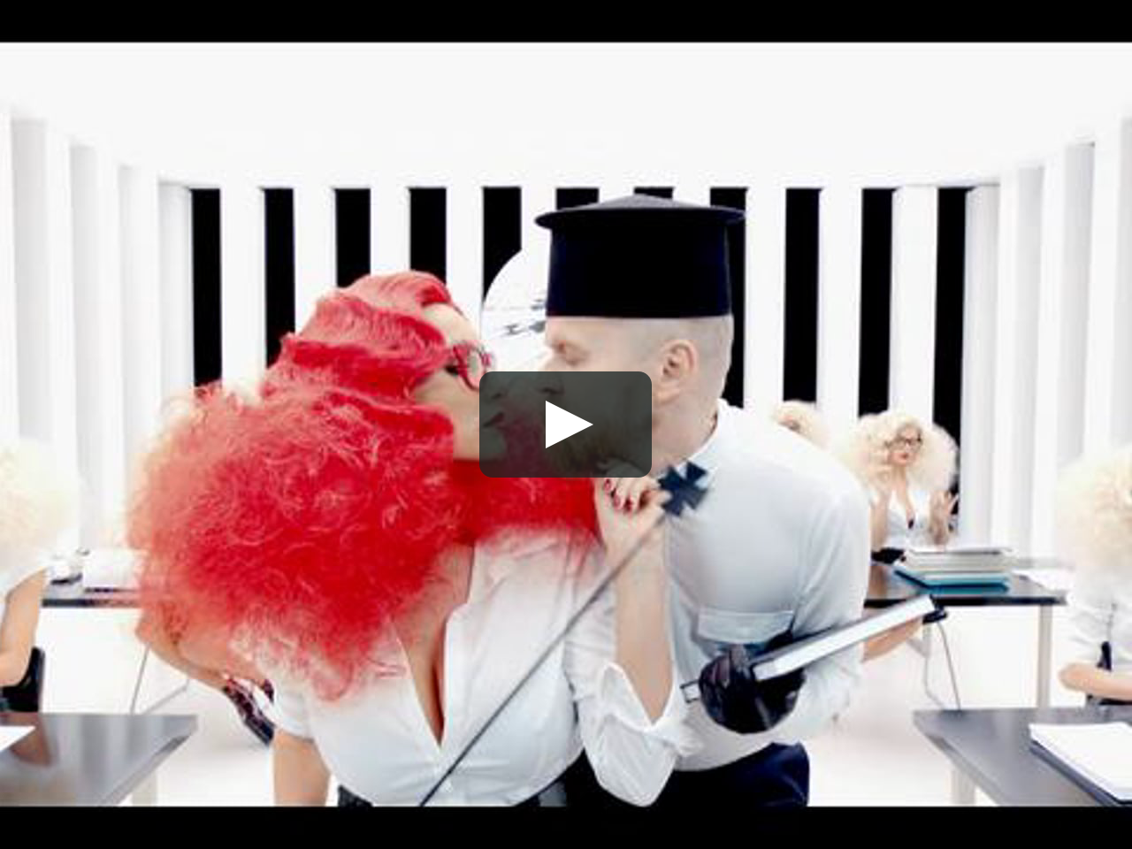 Gravitonas & ROMA Kenga