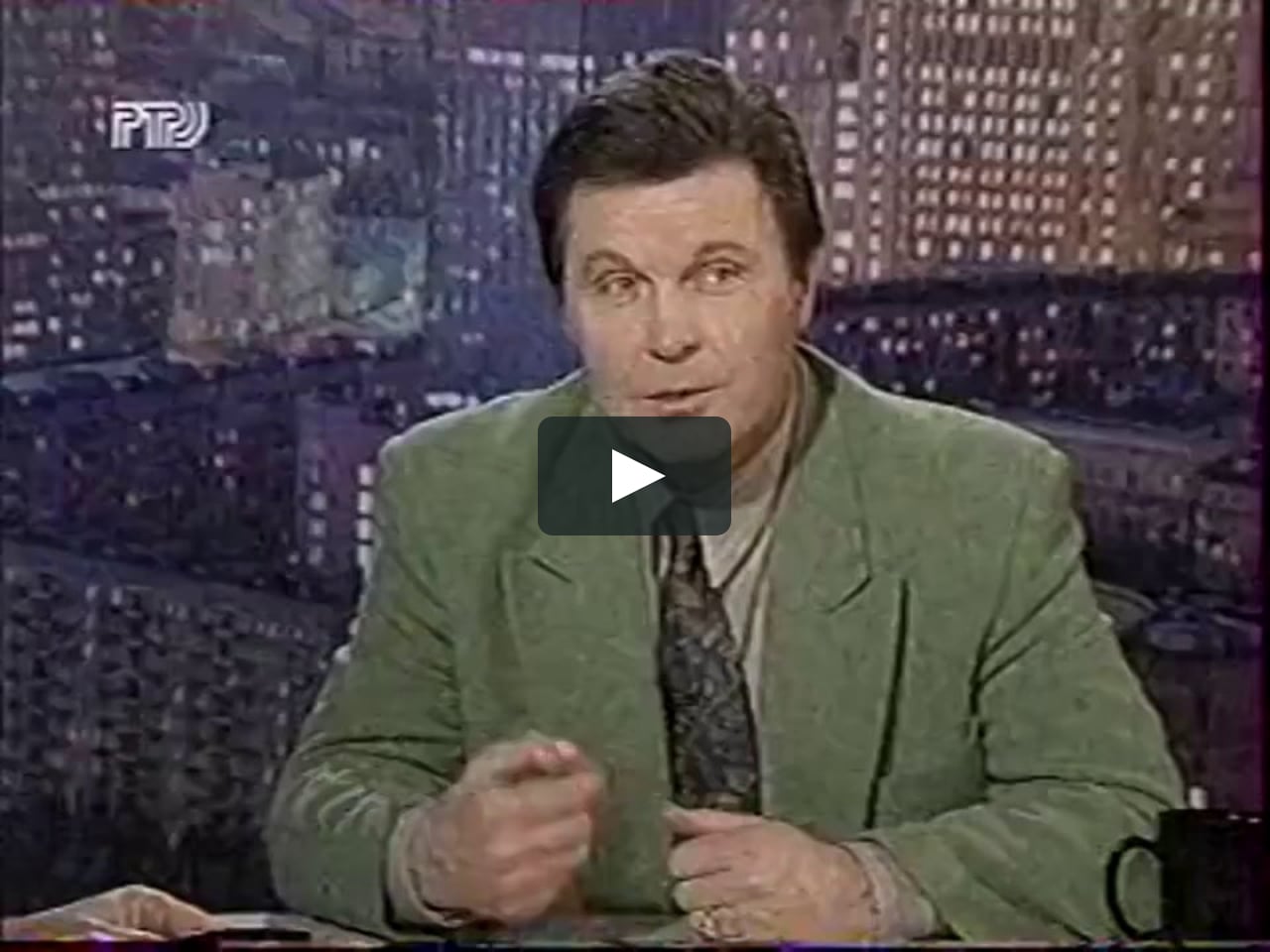 лещенко на пляже