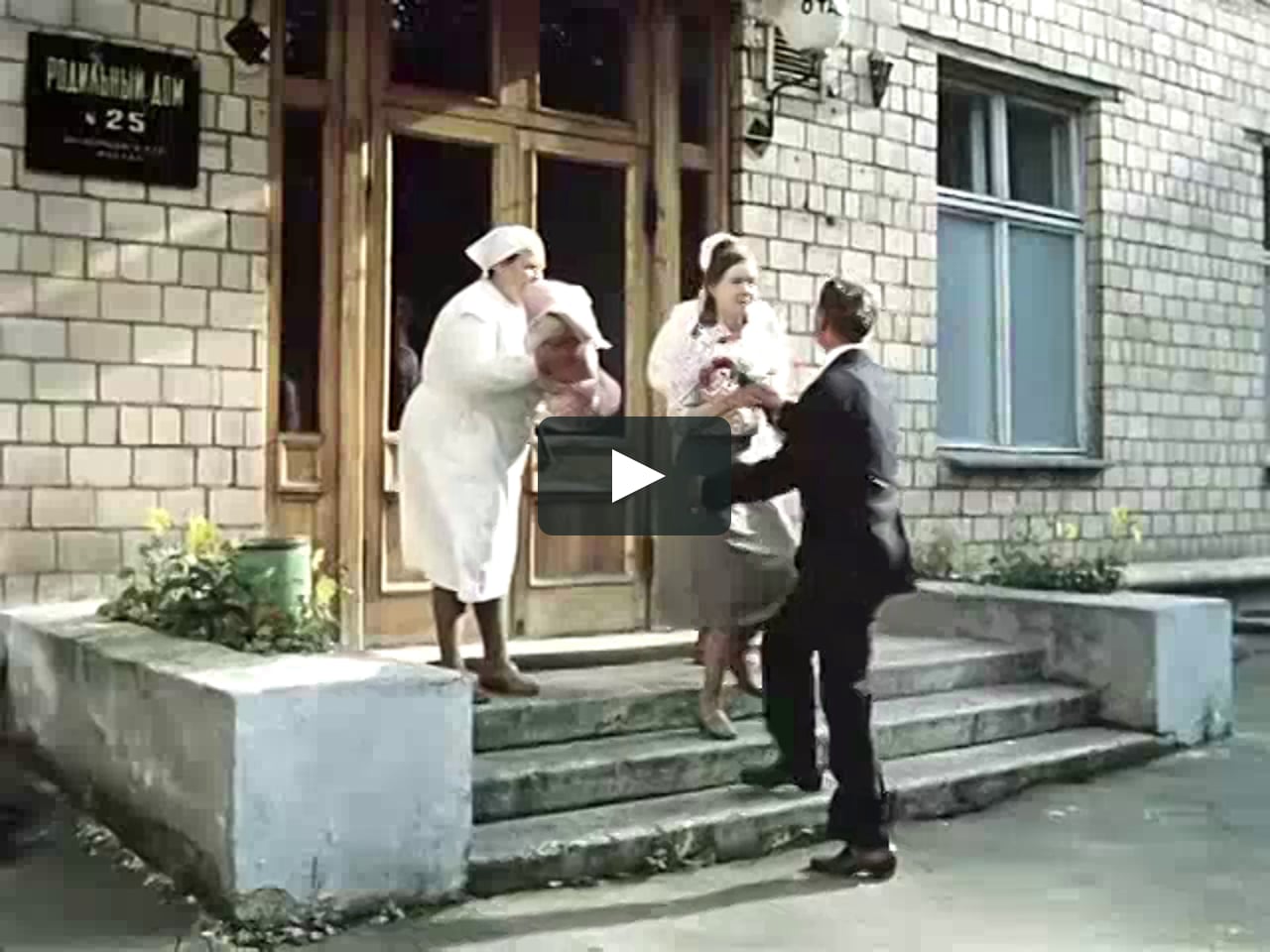 дом из москва слезам не верит