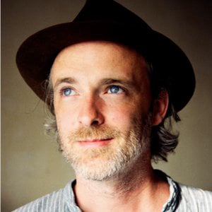 Profile picture for Fran Healy - 1237346_300x300