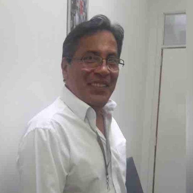 Dr Octavio Saquicela