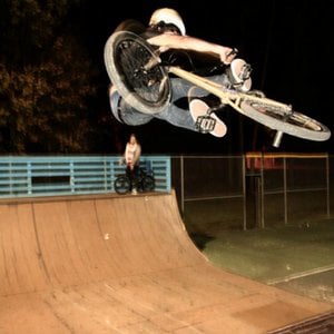 Profile picture for Andrew Manelis