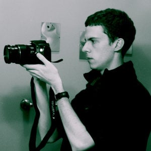 Profile picture for Ross Lee