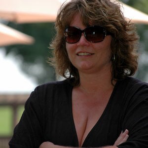 Profile picture for <b>Julie Donato</b> - 1677367_300x300