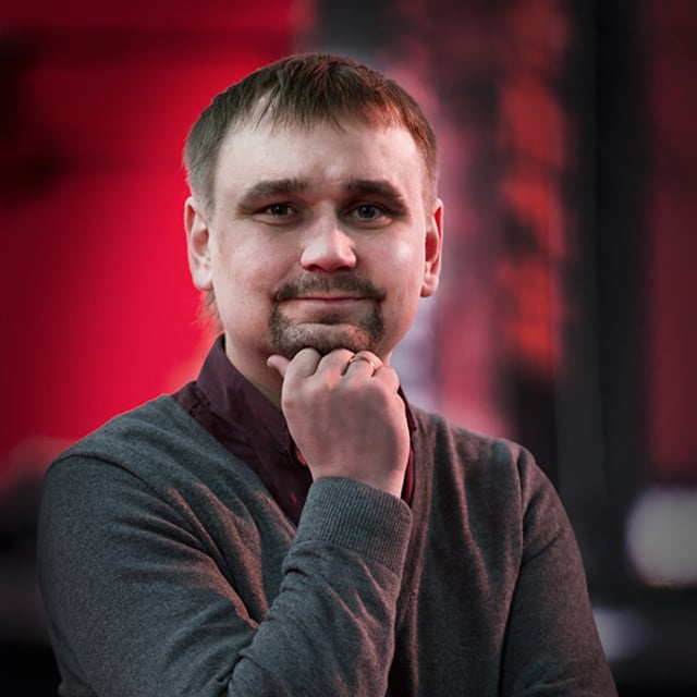 Юрий Петров
