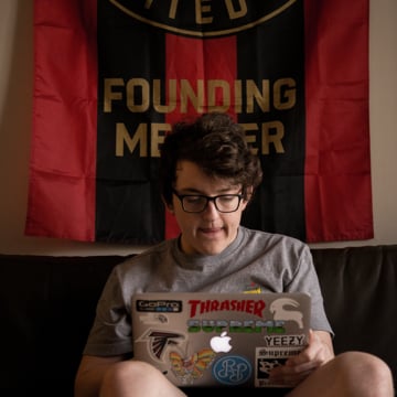 Vimeo profile picture for @gold