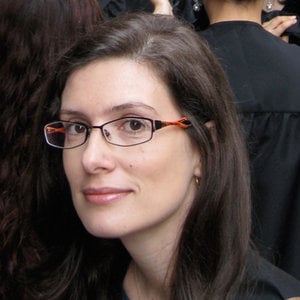 Profile picture for Janaina Oliveira - 2010222_300x300