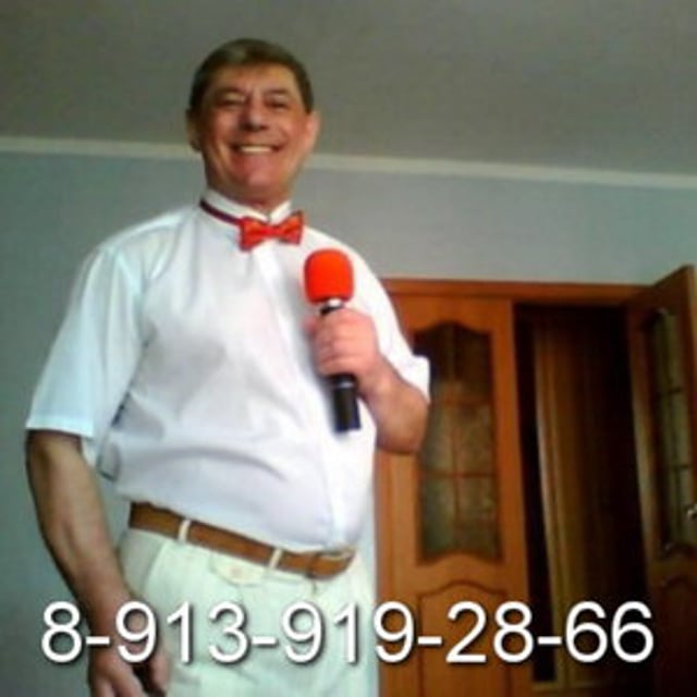 Ведущий 4 свадьбы на пятнице. Ведущий на юбилей новосибирск. Ведущий на свадьбу. Ведущий на юбилей. Ведущий на свадьбу в москве.