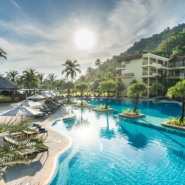 Airport resort phuket. Пхукет Таиланд Бич Резорт. Мерлин Бич Пхукет. Marriott Resort & Spa Merlin Beach. Цены в Тайланде 2022.