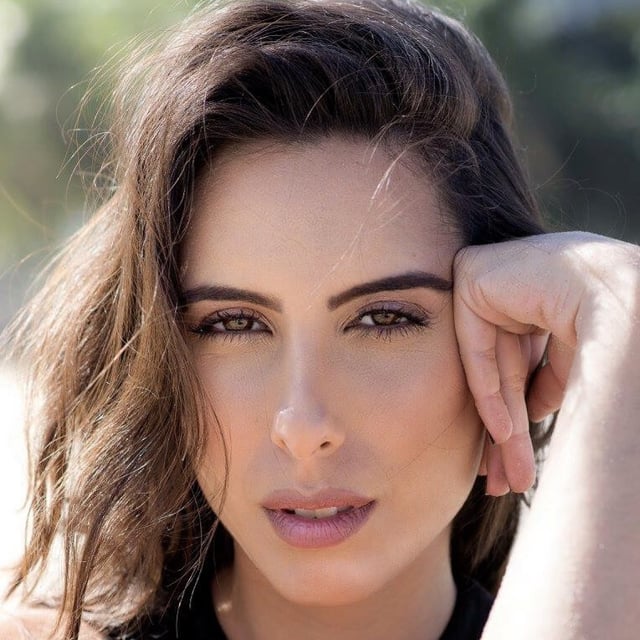 Isa Salmen - Actress & Dancer