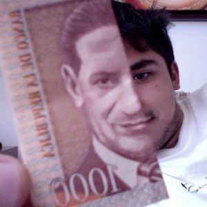 Profile picture for Luis Menjura