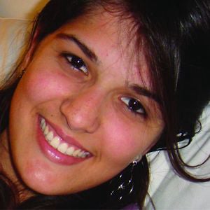 Profile picture for Regina Menezes - 2233883_300x300