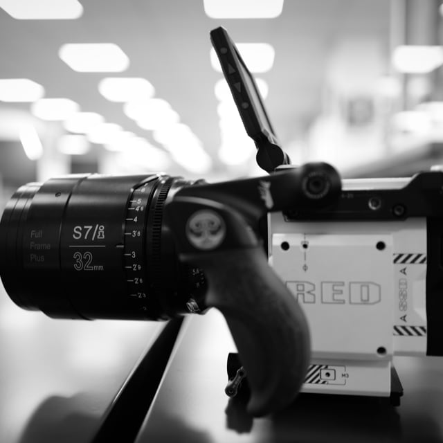 RVZ/ Camera&Light Rental